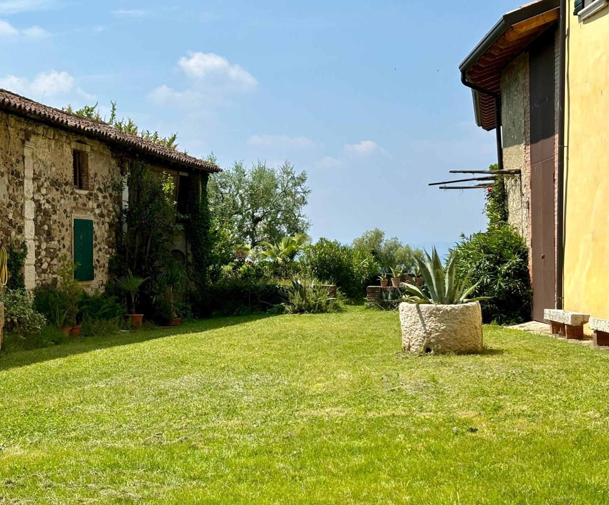 The Lake Suites Com - Luxury Stay In Lazise Exterior foto